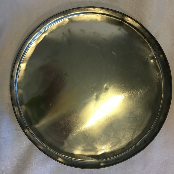 Victorian Design Cherub Metal Tin Container Large Vintage Collectible 10” x  8” - Picture 6 of 11